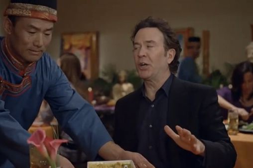 Timothy Hutton loves his fish curry.